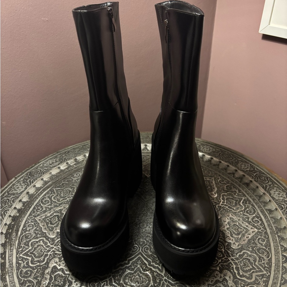 Black Heeled Platform Boots for Women